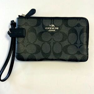 Coach Signature Black Smoke Jacquard Wristlet (NWT)